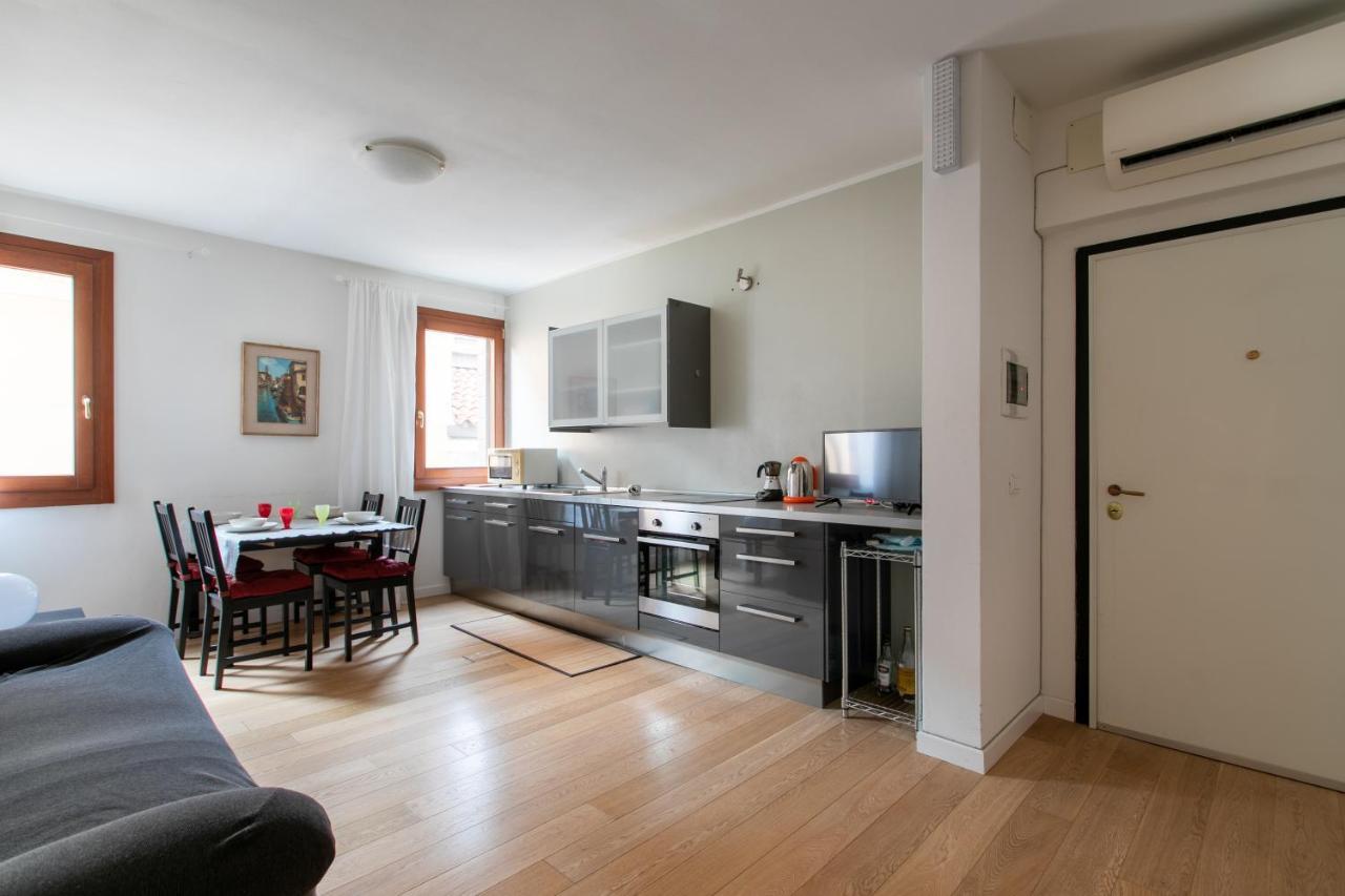 Venice Lance With Lift, 2 Minutes Walk From The Train Station Veneza Exterior foto