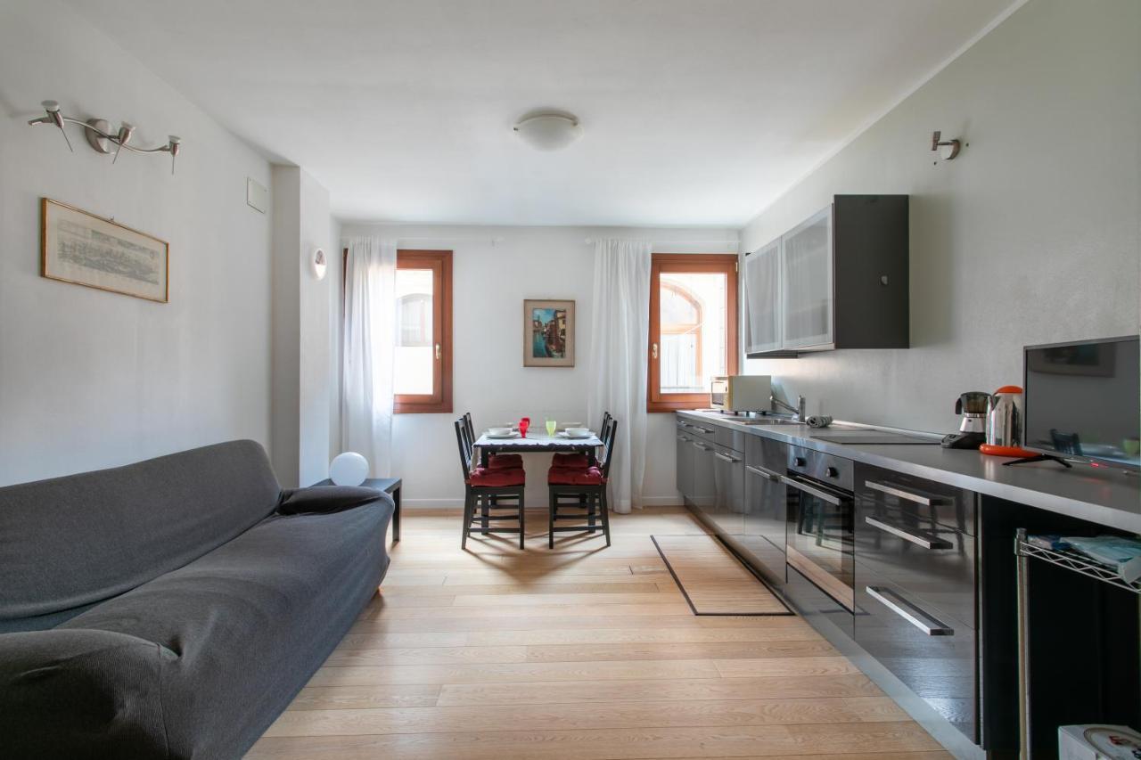 Venice Lance With Lift, 2 Minutes Walk From The Train Station Veneza Exterior foto