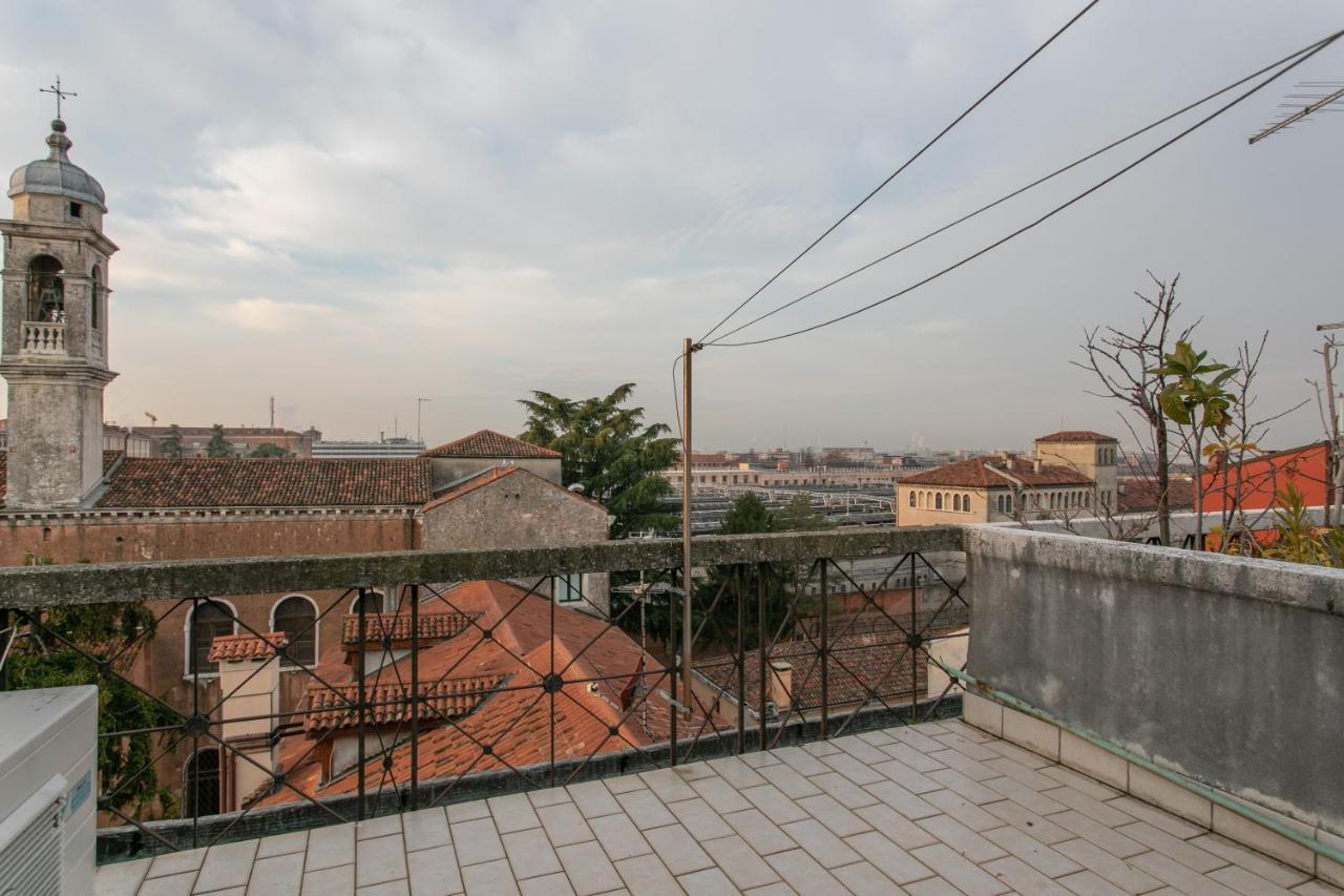 Venice Lance With Lift, 2 Minutes Walk From The Train Station Veneza Exterior foto