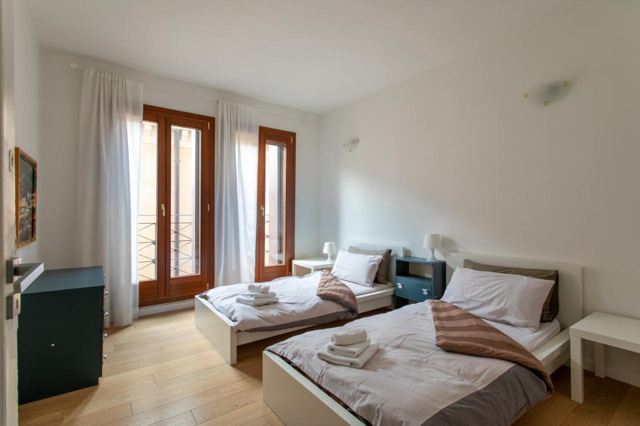 Venice Lance With Lift, 2 Minutes Walk From The Train Station Veneza Exterior foto